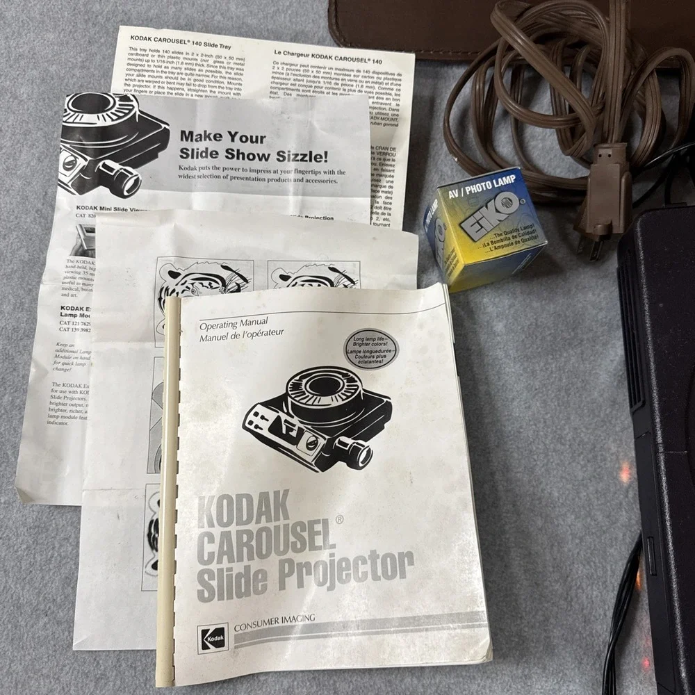 Vintage Kodak Carousel 4200 Projector With Manual And Original Box Plus 57Slides